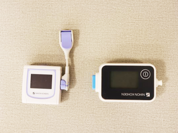 長時間心電図記録器と携帯用睡眠時無呼吸検査装置